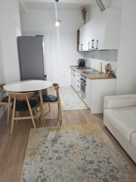 Tirane, jepet me qera apartament 1+1 Kati 3, 60 m² 450 Euro