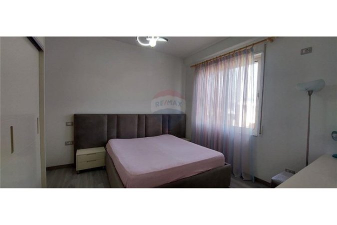 Tirane, apartament , Kati 4, 83 m² 700 € 