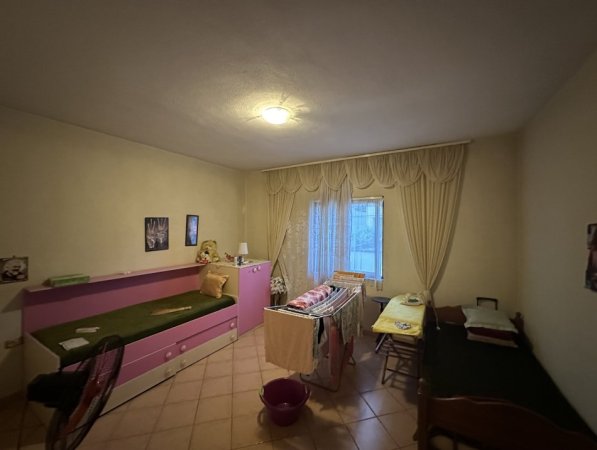 Tirane, jap me qera apartament 1+1+Ballkon, Kati 2, 60 m² 350 € (Marie Kraja)