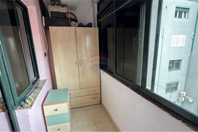 Tirane, jepet me qera apartament 2+1+Ballkon, Kati 5, 79 m² 500 € (Zogu i zi)