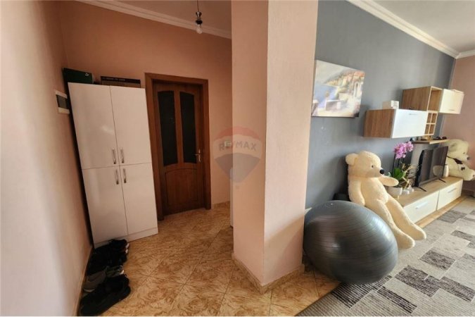 Tirane, shitet apartament 1+1, , 67 m² 99,000 € (Brryli - Materniteti i Ri)