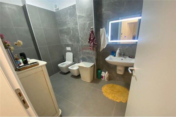 Tirane, shes apartament 2+1, Kati 2, 87 m² 122,000 € (Univers City)