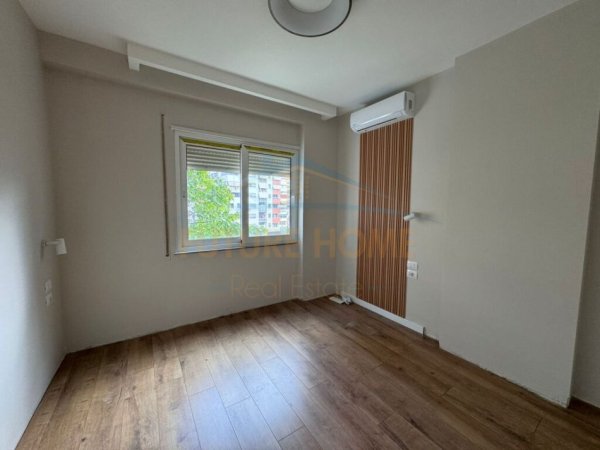 Tirane, shitet apartament 2+1, Kati 3, 95 m² 125,000 € (Unaza e Re)