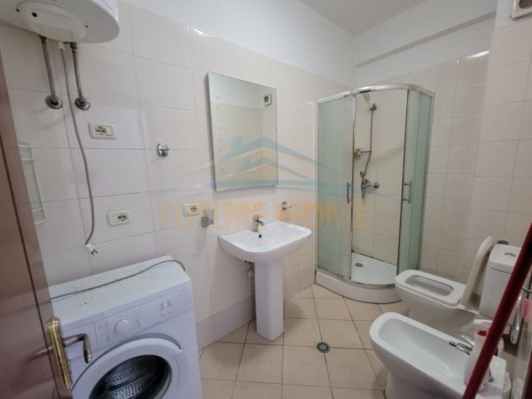 Tirane, shitet apartament 1+1+Aneks+Ballkon, Kati 7, 60 m² 80,000 € (Unaza e Re)