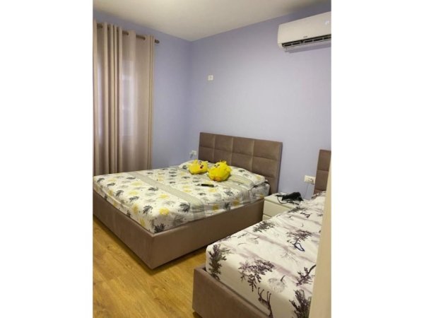 Vlore, jepet me qera apartament 2+1+Aneks+Ballkon, Kati 6, 114 m² 650 € (Bulevardi Ismail Qemali, Vlore)