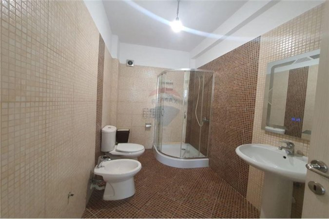 Tirane, shitet apartament , Kati 3, 110 m² 120,000 € 