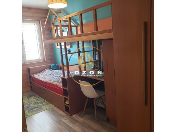 Tirane, jepet me qera apartament 2+1, Kati 4, 96 m² 600 € (STATCIONI I PARAFUNDIT I TIRANES SE RE)