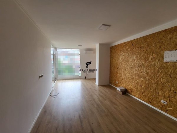 Tirane, jepet me qera zyre , Kati 2, 100 m² 600 € (21 DHJETORI)