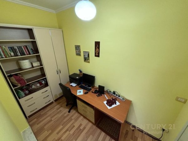 Tirane, shitet apartament 3+1, Kati 5, 123 m² (Liqeni i Thate)