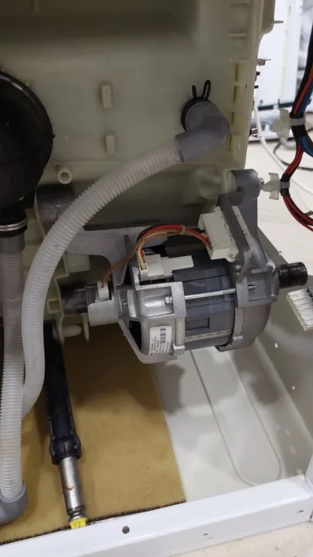 Tirane, oferte Riparime Elektroshtepiake , 1 €