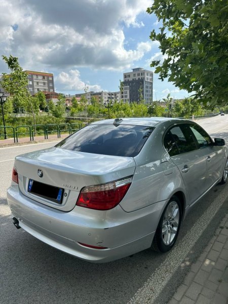 Tirane, shitet makine BMW Seria 5 523i , Benzin, gri metalizato, automatik, Kondicioner, 279999 km, 5500 €