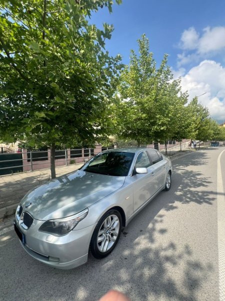 Tirane, shitet makine BMW Seria 5 523i , Benzin, gri metalizato, automatik, Kondicioner, 279999 km, 6,200 €