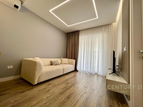 Tirane, jap me qera apartament 1+1, Kati 1, 60 m² 700 € (liqeni i thate)