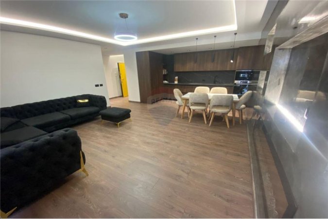 Tirane, jepet me qera apartament , Kati 3, 143 m² 1,600 € (zgjatimi Kodra e Diellit 1)