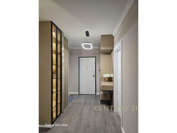 Tirane, shitet apartament 3+1, Kati 1, 161 m² 600,000 € (kodra e diellit 1)