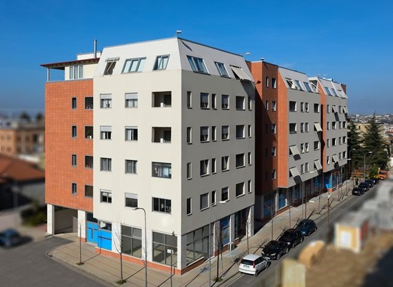 Tirane, shitet ambjent biznesi , , 45 m² 113,500 € (Rruga e Dibrës, pranë Komisariatit nr.4)