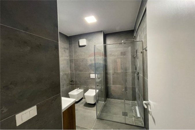 Tirane, jepet me qera 1+1, Kati 4, 69 m² 750 € (Zogu i Zi)