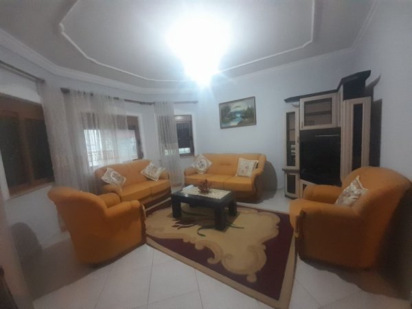 Tirane, jepet me qera apartament 2+1, Kati 2, 130 m² 350 € (Fresk)