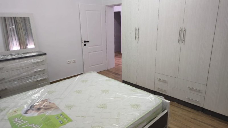 Tirane, jepet me qera apartament 2+1, Kati 4, 70 m² 500 € (Rruga Bardhyl, Tiranë) TT 857