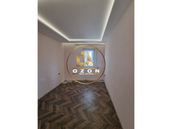 Apartament 2+1+2 me qera i përshtatshëm për biznes tek Rruga e Durrësit, shumë pranë Qendres!