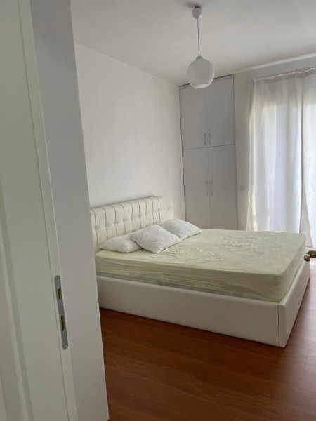 Tirane, jepet me qera apartament 2+1, , 500 € (Rruga e kavajes)