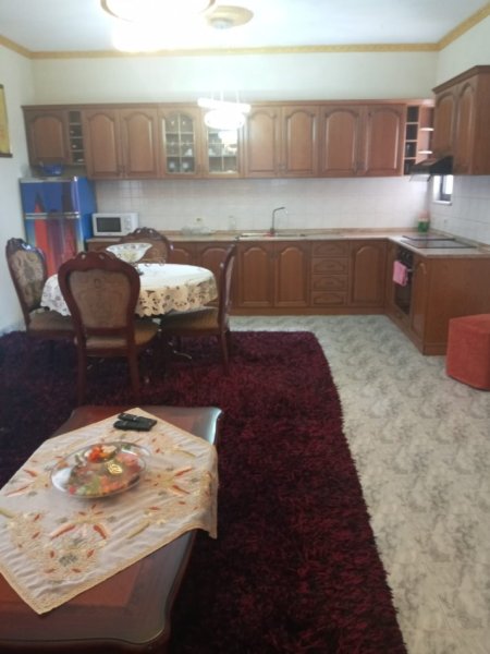 Tirane, jepet me qera apartament 2+1, Kati 2, 120 m² 450 € (Kodra e Priftit)