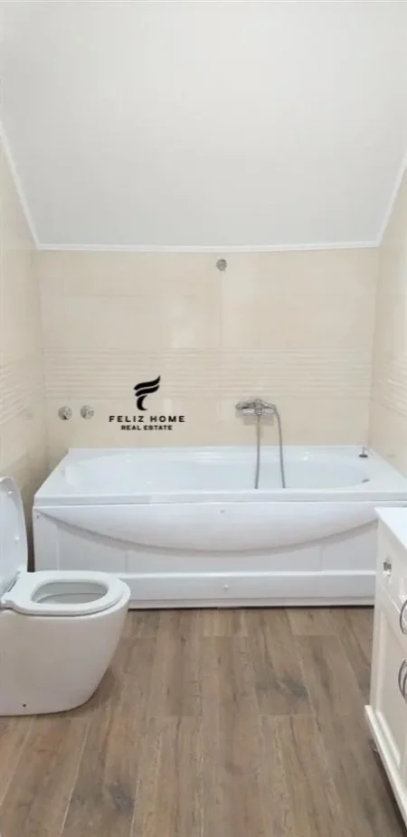 Tirane, shitet Vile 3 Katshe, Kati 3, 500 m² 850,000 € (DON BOSKO)