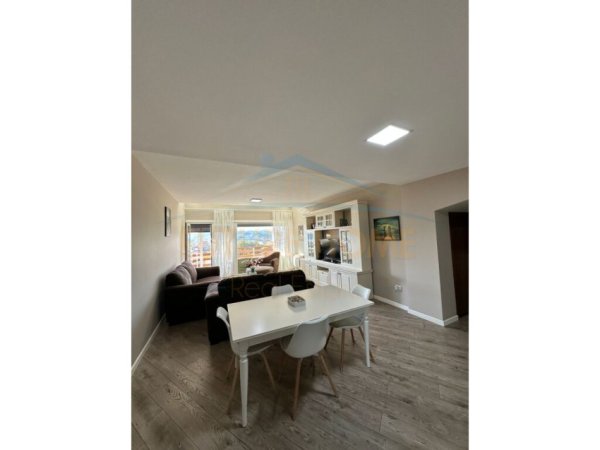 Tirane, jepet me qera apartament 2+1+Ballkon, Kati 2, 90 m² 1,200 € (Rruga Vilave)