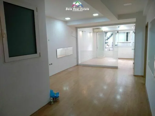 Tirane, shes dyqan , , 125 m² 438,000 € (yzberisht)