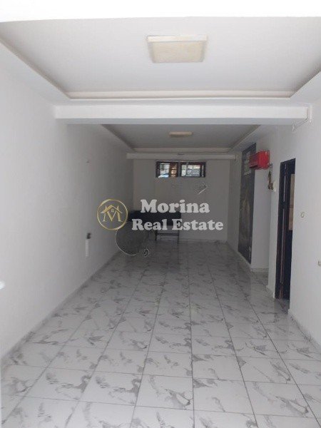 Tirane, jepet me qera dyqan , Kati 1, 50 m² 400 € (Rruga e Dibrës)