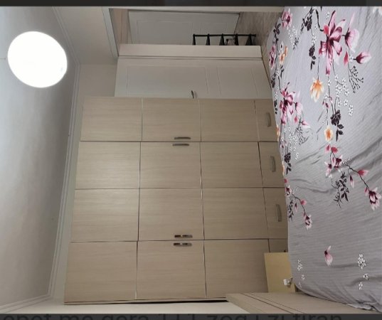 Tirane, jepet me qera apartament 1+1+Ballkon, Kati 3, 60 m² (150 m nga KMY-ja, Laprak)