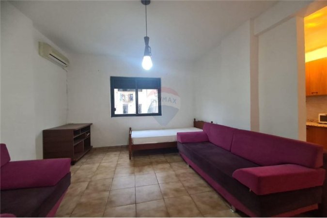 Tirane, shitet garsonier , Kati 3, 44 m² 65,000 € (Rruga Ndre Mjeda - Rruga e Kavajës - Globe)