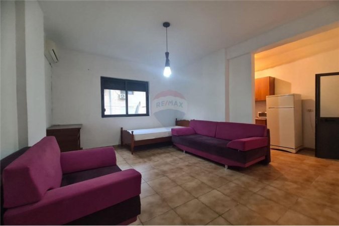 Tirane, shitet garsonier , Kati 3, 44 m² 65,000 € (Rruga Ndre Mjeda - Rruga e Kavajës - Globe)