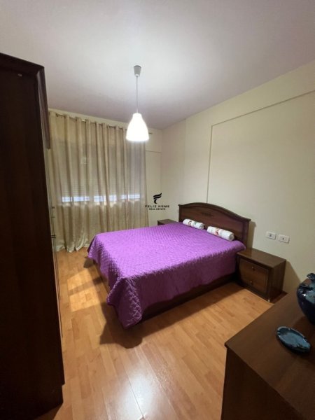 Tirane, jepet me qera apartament 2+1, Kati 3, 100 m² 650 € (KOMUNA E PARISIT)