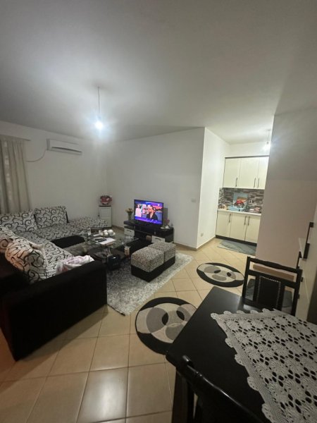 Tirane, jepet me qera apartament 2+1, Kati 5, 80 m² 451 € (FRESK PRANE RESTORANT FRESKUT)