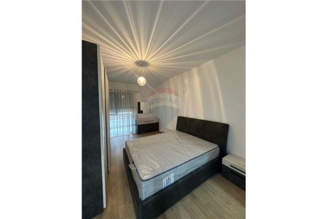 Tirane, jepet me qera apartament 2+1+Aneks+Ballkon, Kati 8, 102 m² 600 € (Pediatria, Kompleksi ASL)