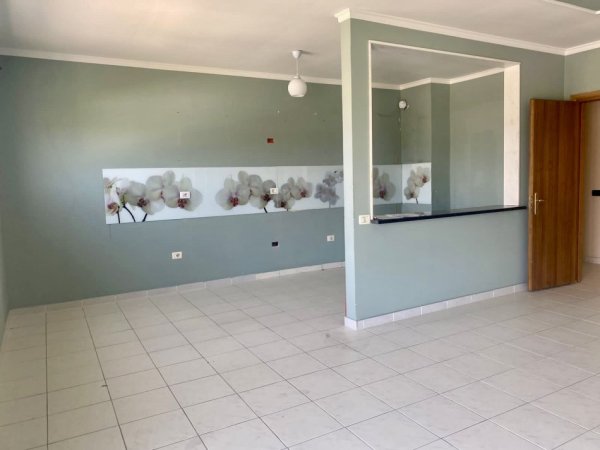 Tirane, shitet apartament 2+1+Aneks+Ballkon, Kati 9, 110 m² 75,000 € (Vore)