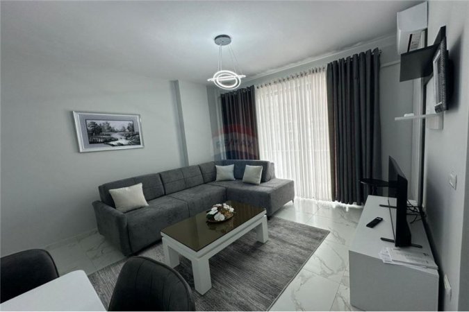 Tirane, jepet me qera apartament 2+1, Kati 3, 110 m² 700 € (Don Bosko)