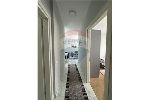 Tirane, jepet me qera apartament 2+1, Kati 5, 110 m² 700 € (Don Bosko - Don Bosko, Albania)