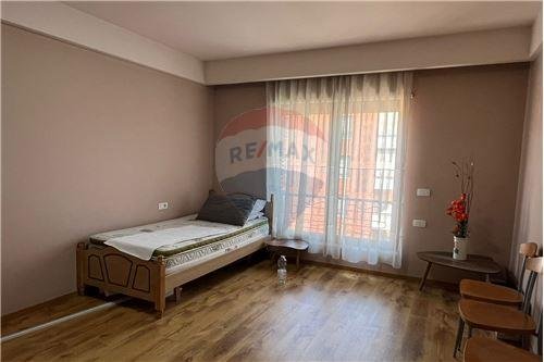 Tirane, jepet me qera apartament 2+1, Kati 6, 101 m² 1,200 € (Rruga e Kavajes - Kompleksi Delijorgji, Albania)