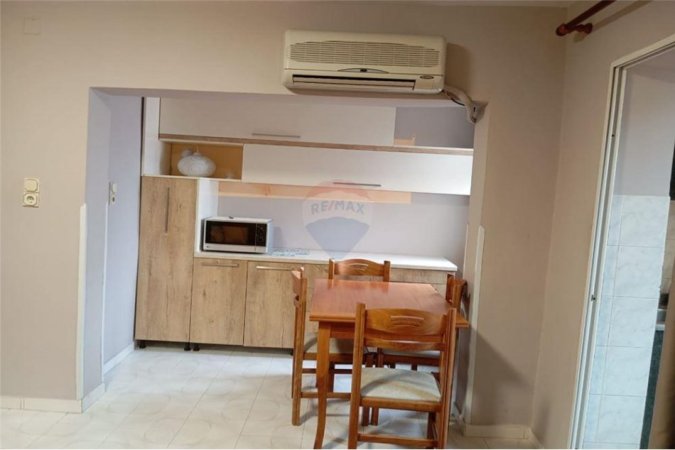 Tirane, jepet me qera apartament 1+1+Aneks+Ballkon, Kati 4, 60 m² 400 € (Rruga Ferit Xhajko)