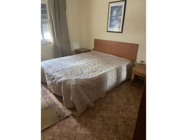 Tirane, shitet apartament 1+1, Kati 3, 60 m² 80,000 € (Rruga Ali Demi)