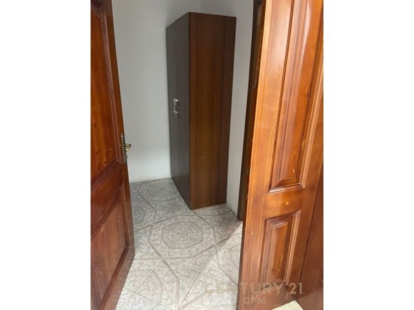 Tirane, jepet me qera apartament 1+1, Kati 2, 78 m² 350 € (porcelan)