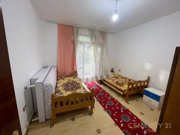 Tirane, jepet me qera apartament 1+1, Kati 2, 78 m² 350 € (porcelan)