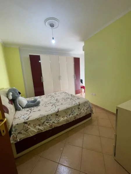 Tirane, jepet me qera apartament 2+1, Kati 6, 100 m² 500 € (PERBALL DELIJORGJIT)