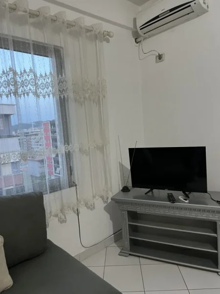 Tirane, jepet me qera apartament 2+1+Ballkon, Kati 8, 115 m² 420 € (Rruga mikel maruli)