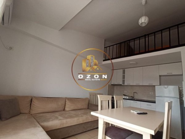 Apartament Me Qira 2+1 Duplex Tek Komuna e Parisit!