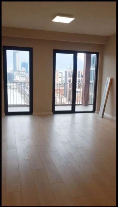 Tirane, jepet me qera zyre , , 161 m² 1,400 € (RRUGA E KAVAJES)