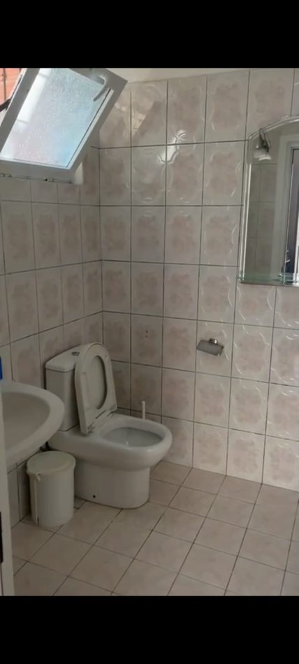 Tirane, jepet me qera shtepi 1+1, Kati 1, 70 m² 400 € (Don Bosko)