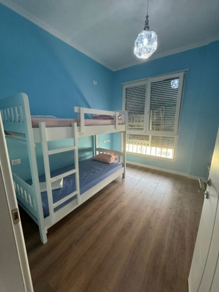 Tirane, jepet me qera apartament 2+1+Ballkon, Kati 5, 97 m² 500 € (5 MAJ)